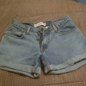 Levi Shorts